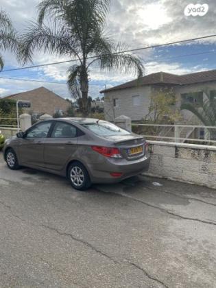 יונדאי i25 Inspire אוט' 1.6 (124 כ"ס) בנזין 2012 למכירה בזנוח