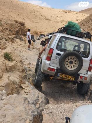 סוזוקי ג'ימני 4X4 JLX ידני 1.3 (82 כ''ס) בנזין 2004 למכירה בחולון