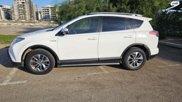טויוטה RAV4 הייבריד Premium הייבריד אוט' 2.5 (155 כ''ס) בנזין 2017 למכירה בעפולה