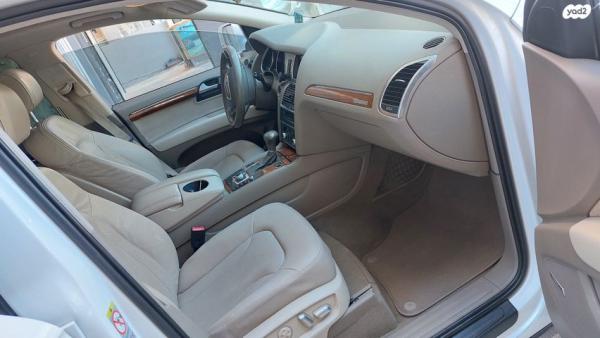 אאודי Q7 4X4 Luxury אוט' דיזל 7 מק' 3.0 (245 כ''ס) דיזל 2014 למכירה ברמת גן