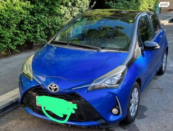 טויוטה יאריס Black Top אוט' 1.5 (112 כ"ס) בנזין 2017 למכירה בחיפה