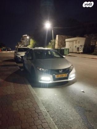 הונדה סיוויק האצ'בק החדשה Comfort אוט' 1.8 (142 כ''ס) בנזין 2015 למכירה בטבריה