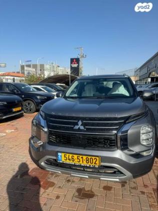 מיצובישי אאוטלנדר Instyle אוט' 7 מק' 2.5 (181 כ"ס) בנזין 2021 למכירה בבאר שבע