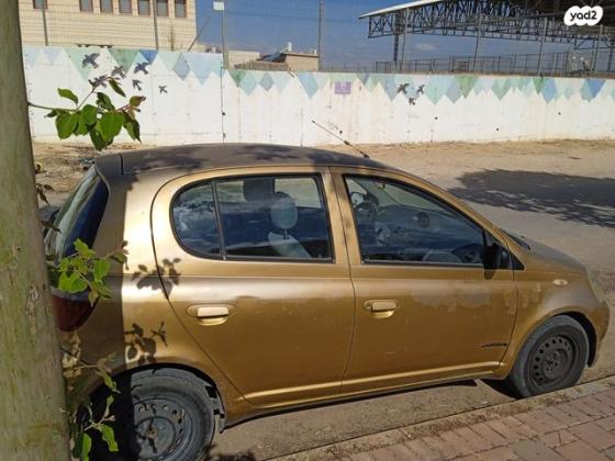 טויוטה יאריס Sol אוט' 1.3 (87 כ''ס) בנזין 2000 למכירה בירושלים