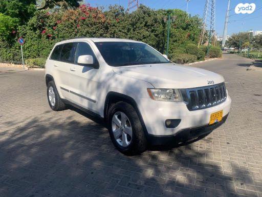 ג'יפ / Jeep גרנד צ'ירוקי 4X4 Laredo אוט' 3.6 (282 כ''ס) בנזין 2011 למכירה ביבנה
