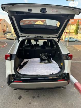 טויוטה RAV4 הייבריד E-motion Sky הייבריד אוט' 2.5 (178 כ''ס) בנזין 2023 למכירה בקרית אתא