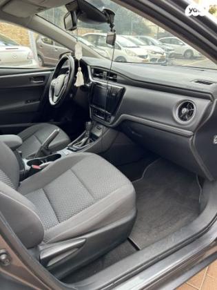 טויוטה קורולה GLI אוט' 1.6 (132 כ''ס) [2016 ואילך] בנזין 2017 למכירה בעכו