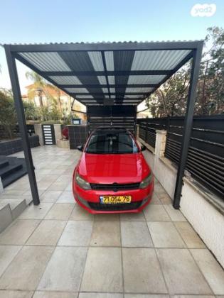 פולקסווגן פולו Young ידני 3 דל' 1.4 (85 כ''ס) בנזין 2012 למכירה בראשון לציון