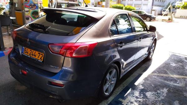 מיצובישי לנסר ספורטבק Limited אוט' 5 דל' 1.8 (140 כ"ס) בנזין 2010 למכירה בראשון לציון