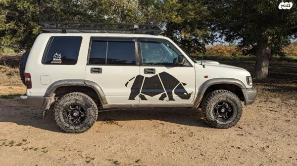 איסוזו טרופר ארוך 4X4 S אוט' דיזל 3.0 (159 כ''ס) דיזל 2004 למכירה בירקונה