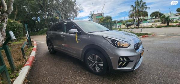 קיה נירו PHEV EX אוט' 1.6 (141 כ''ס) היברידי חשמל / בנזין 2020 למכירה בגבעתיים