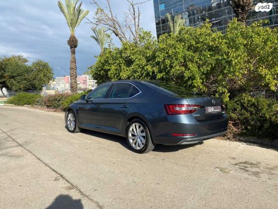 סקודה סופרב (עד 2019) Style אוט' 1.8 (180 כ''ס) בנזין 2018 למכירה באשדוד