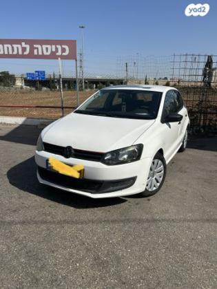 פולקסווגן פולו Trendline ידני 5 דל' 1.4 (85 כ"ס) בנזין 2011 למכירה בפתח תקווה