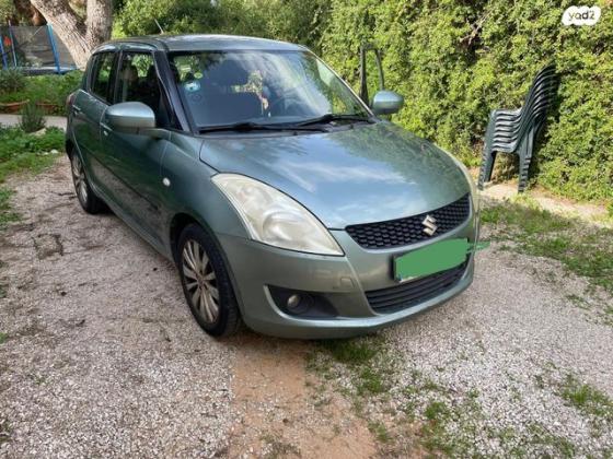 סוזוקי סוויפט GLX אוט' 1.2 (94 כ"ס) בנזין 2012 למכירה בכפר סבא