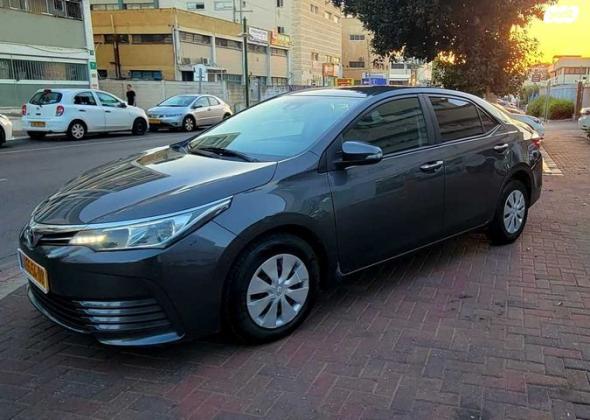 טויוטה קורולה Sun אוט' 1.6 (132 כ"ס) בנזין 2018 למכירה ברעננה