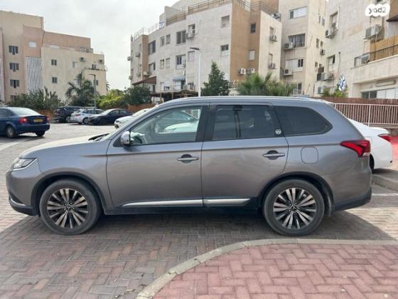 מיצובישי אאוטלנדר Instyle אוט' 7 מק' 2.0 (150 כ"ס) בנזין 2019 למכירה באילת