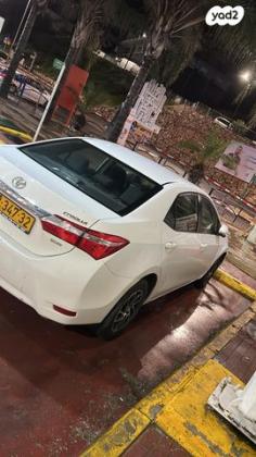 טויוטה קורולה Sun אוט' 1.6 (132 כ"ס) בנזין 2015 למכירה באום אל פחם