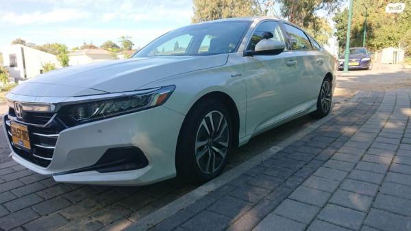 הונדה אקורד LX הייבריד אוט' 2.0 (212 כ''ס) בנזין 2021 למכירה בנס ציונה