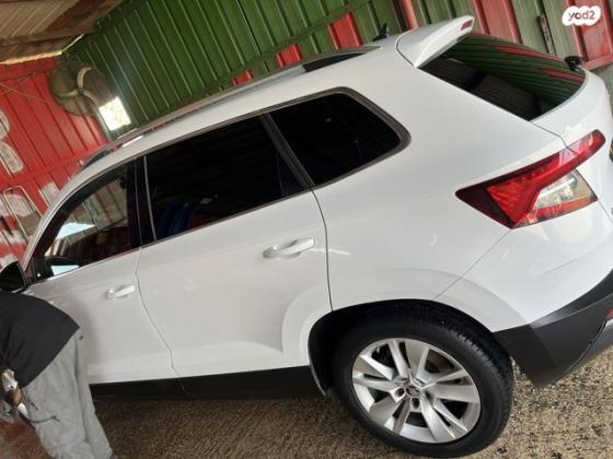 סקודה קארוק Style אוט' 1.0 (115 כ''ס) בנזין 2018 למכירה בנתניה