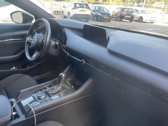 מאזדה i Black הצ'בק אוט' 2.0 (165 כ''ס) בנזין 2022 למכירה ברמת השרון