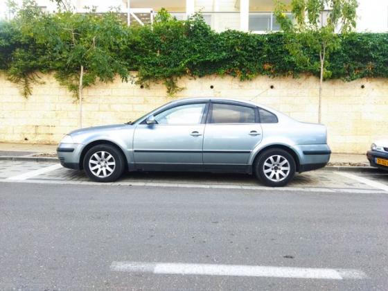 פולקסווגן פאסאט Luxury אוט' 1.8 (150 כ''ס) בנזין 2005 למכירה בחריש