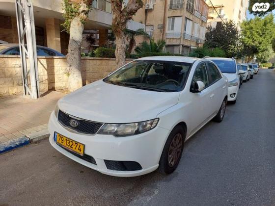 קיה פורטה LX אוט' 1.6 (126 כ"ס) בנזין 2011 למכירה בפתח תקווה