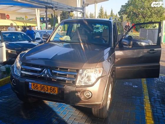 מיצובישי פג'רו ארוך 4X4 Dakar אוט' 7 מק' 3.8 (250 כ''ס) בנזין 2010 למכירה בראשון לציון