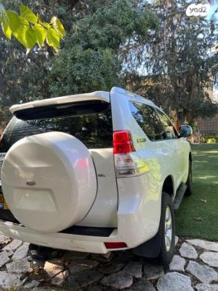 טויוטה לנד קרוזר קצר 4X4 Select 60th אוט' דיזל 3.0 (190 כ''ס) דיזל 2011 למכירה בבית זית