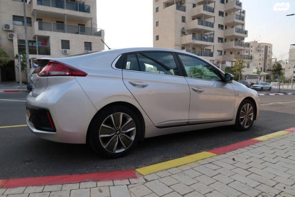 יונדאי איוניק Premium הייבריד אוט' 1.6 (141 כ"ס) בנזין 2017 למכירה בבית שמש