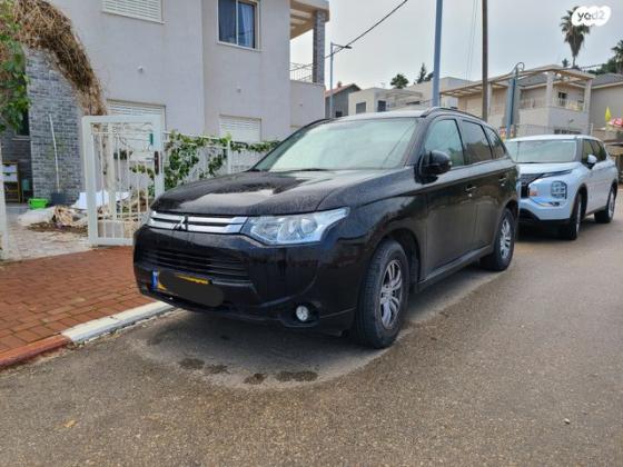 מיצובישי אאוטלנדר Instyle אוט' 7 מק' 2.0 (150 כ"ס) בנזין 2015 למכירה בעלי זהב
