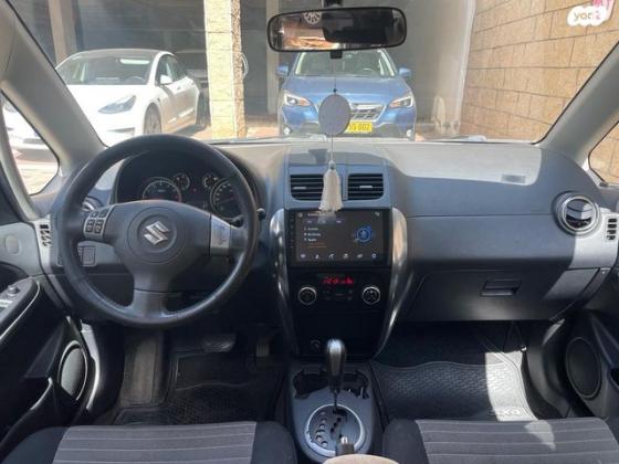 סוזוקי SX4 GLX-HB הצ'בק אוט' 1.6 (119 כ''ס) בנזין 2010 למכירה בכפר סבא
