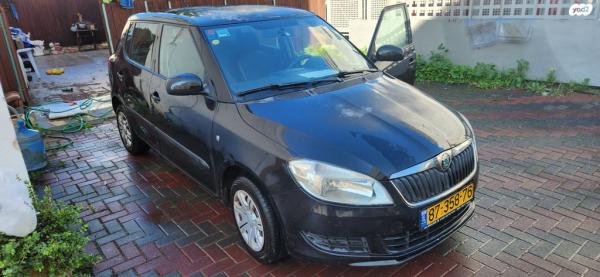 סקודה פאביה Ambiente ידני 1.4 (86 כ''ס) בנזין 2012 למכירה בקרית אתא