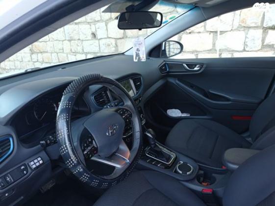 יונדאי איוניק Premium הייבריד אוט' 1.6 (141 כ"ס) בנזין 2017 למכירה בצפת