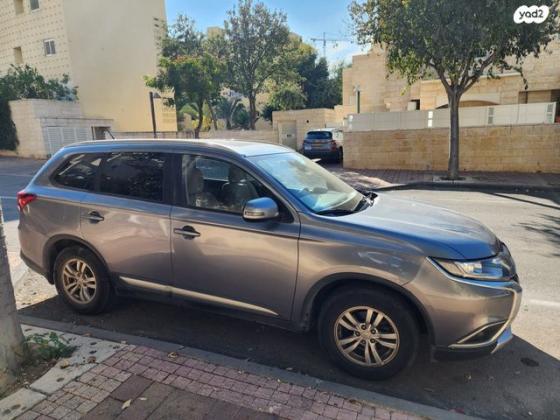 מיצובישי אאוטלנדר Instyle אוט' 7 מק' 2.0 (150 כ"ס) בנזין 2016 למכירה במודיעין מכבים רעות