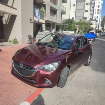 מאזדה H Dynamic אוט' 1.5 (112 כ"ס) בנזין 2018 למכירה ברמת גן