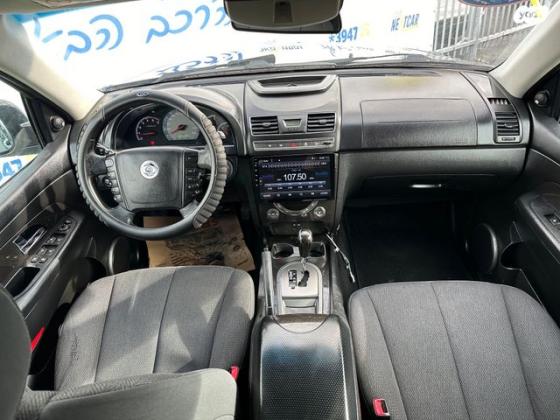סאנגיונג רקסטון 4X4 EX אוט' דיזל 7 מק' 2.0 (155 כ''ס) דיזל 2015 למכירה בחיפה