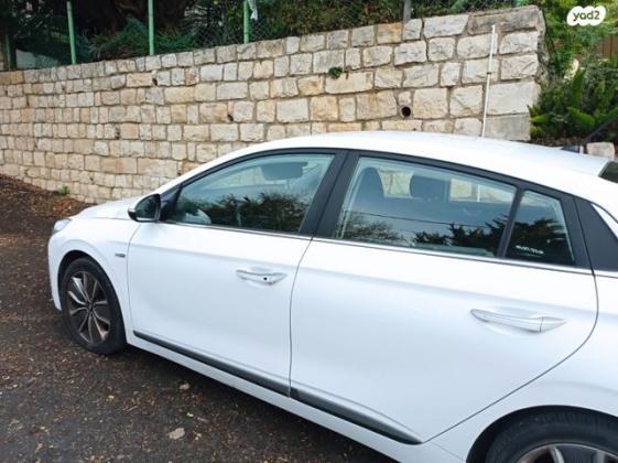 יונדאי איוניק Premium הייבריד אוט' 1.6 (141 כ"ס) בנזין 2017 למכירה בצפת