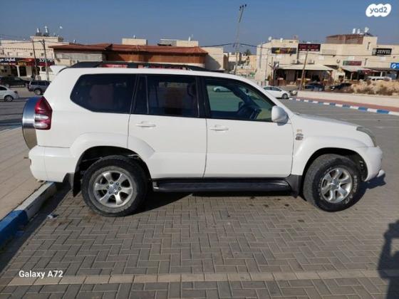 טויוטה לנד קרוזר ארוך 4X4 Luxury אוט' דיזל 8 מק' 3.0 (166 כ''ס) דיזל 2006 למכירה בשגב שלום