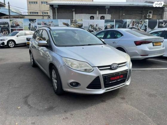 פורד פוקוס Trend סטיישן אוט' 1.6 (125 כ''ס) בנזין 2014 למכירה בבת ים