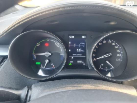 טויוטה C-HR Chic הייבריד אוט' 1.8 (98 כ"ס) בנזין 2020 למכירה בעפולה