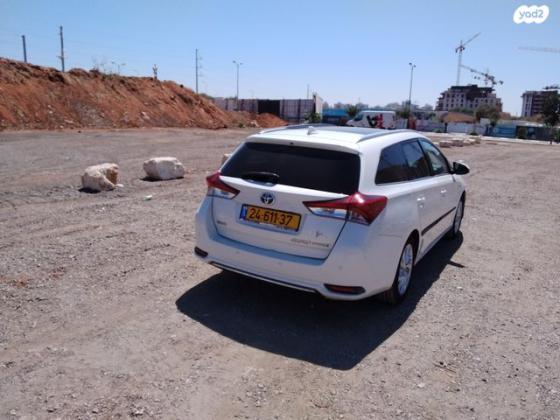 טויוטה אוריס הייבריד TS Sky סטיישן הייבריד אוט' 1.8 (99 כ"ס) בנזין 2016 למכירה באלעד