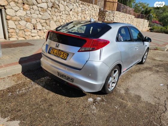 הונדה סיוויק האצ'בק החדשה Comfort ידני 1.8 (142 כ''ס) בנזין 2013 למכירה באבני חפץ