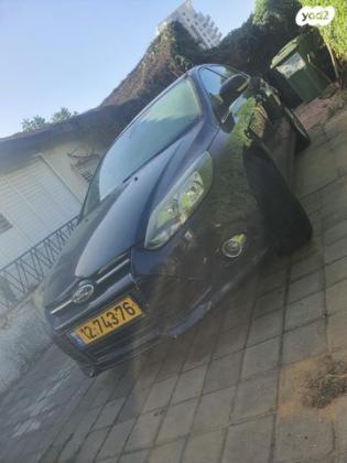 פורד פוקוס Titanium הצ'בק אוט' 2.0 (170 כ''ס) בנזין 2013 למכירה בכפר סבא