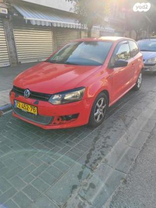פולקסווגן פולו Young ידני 3 דל' 1.4 (85 כ''ס) בנזין 2012 למכירה בתל אביב יפו