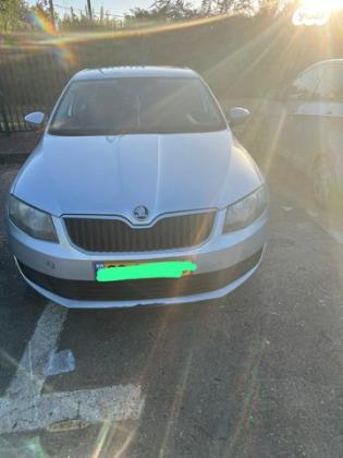 סקודה אוקטביה Ambition אוט' 1.4 (150 כ''ס) בנזין 2017 למכירה בנהריה