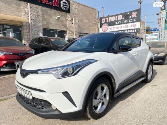 טויוטה C-HR City הייבריד אוט' 1.8 (98 כ"ס) בנזין 2019 למכירה בנתניה