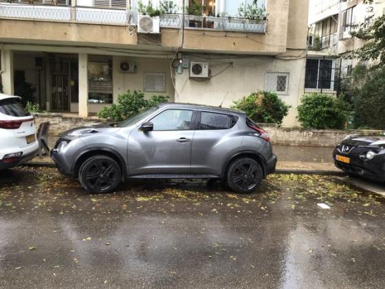 ניסאן ג'וק / Juke Acenta Black אוט' 1.6 (117 כ"ס) בנזין 2016 למכירה בחולון