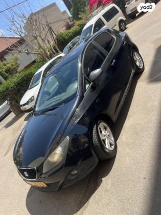 סיאט איביזה Reference ידני 5 דל' 1.4 (85 כ"ס) בנזין 2012 למכירה בחולון