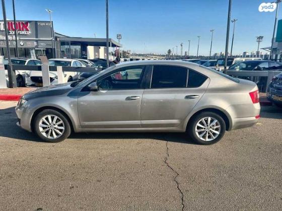 סקודה אוקטביה Ambition אוט' 1.2 (110 כ"ס) בנזין 2017 למכירה בתל אביב יפו