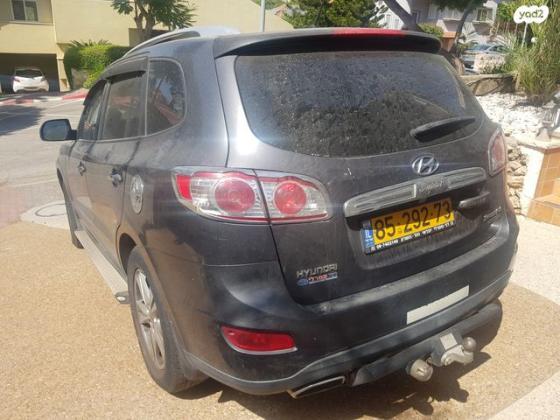 יונדאי סנטה פה 4X4 Luxury אוט' דיזל 7 מק' 2.2 (197 כ''ס) דיזל 2010 למכירה באלקנה